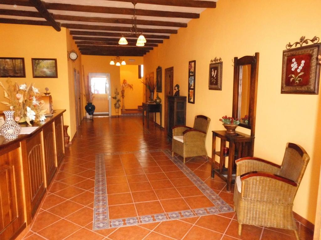 Apartamentos Trinidad Alange Ngoại thất bức ảnh