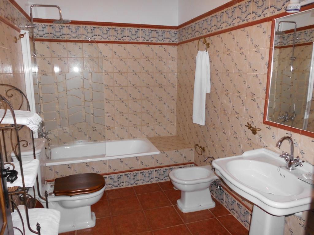 Apartamentos Trinidad Alange Phòng bức ảnh