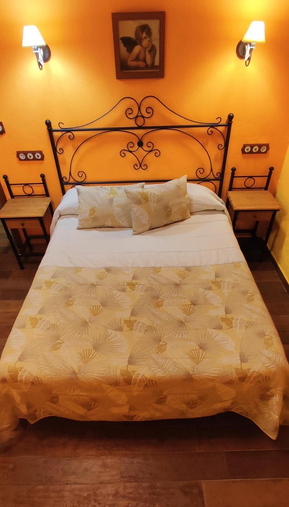 Apartamentos Trinidad Alange Ngoại thất bức ảnh