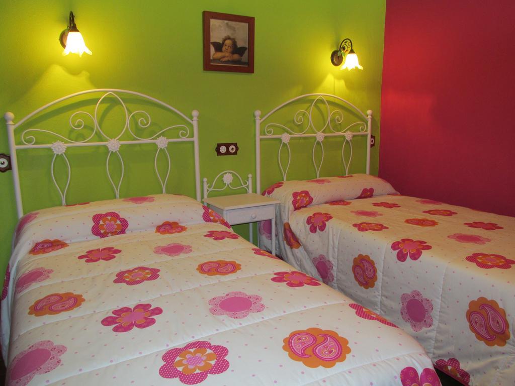 Apartamentos Trinidad Alange Ngoại thất bức ảnh